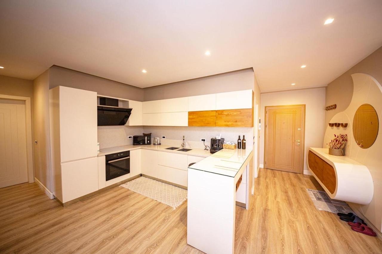 Milestone Deluxe Apartment Τίρανα Εξωτερικό φωτογραφία