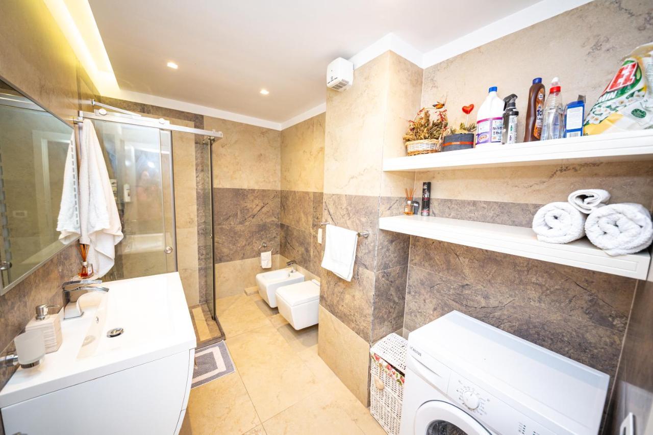 Milestone Deluxe Apartment Τίρανα Εξωτερικό φωτογραφία