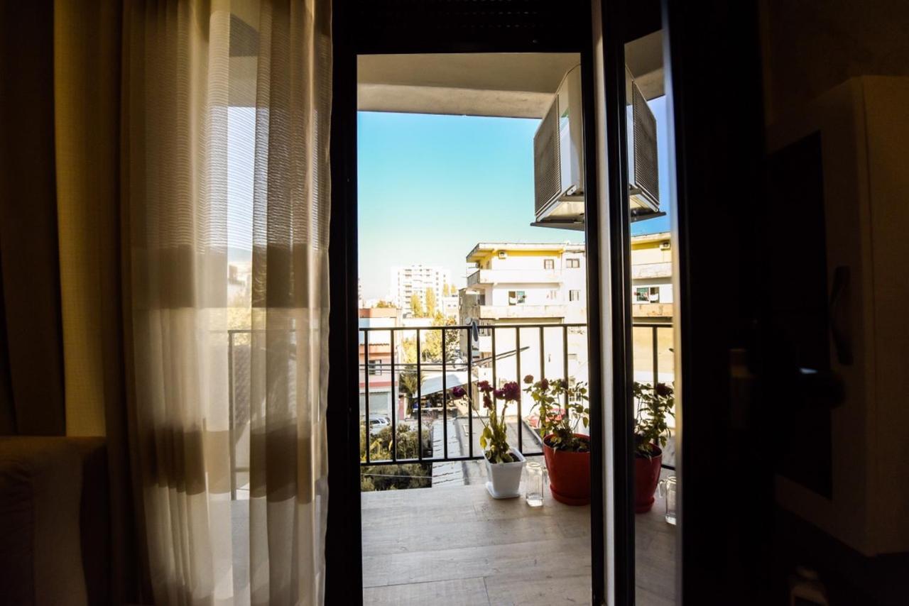 Milestone Deluxe Apartment Τίρανα Εξωτερικό φωτογραφία